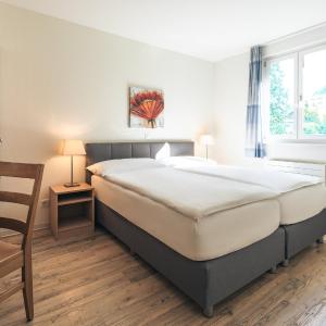 Two-Bedroom Holiday Apartment (6 Adults)