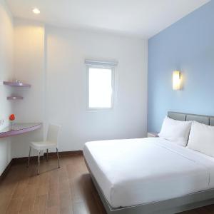 Smart Queen Room