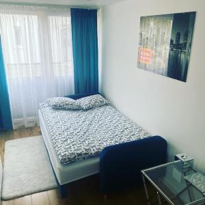 Basic Triple Room with Shared Bathroom