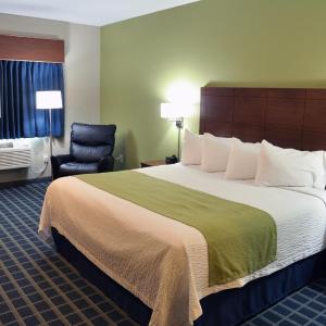 Standard King Room