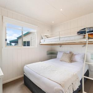 Bronze Accessible 2 Bedroom (5 Berth)