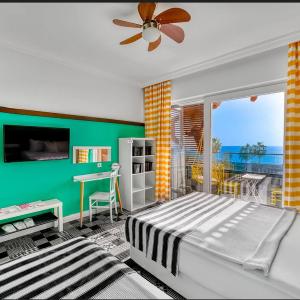 Deluxe Double Room with Sea View