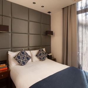 Compact Double Room
