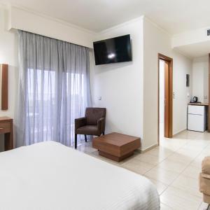 Deluxe Double Room with Balcony and Sea View