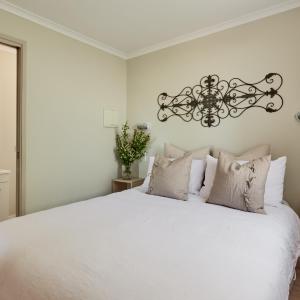 Queen Ensuite Cabin