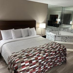 Superior King Room with Jetted Tub Non-Smoking