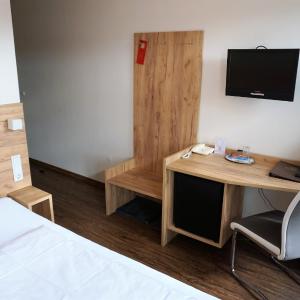 Basic Single Room