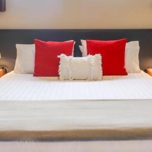 Executive One-Bedroom Apartment