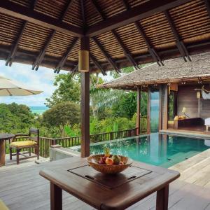 Ocean Pool Villa