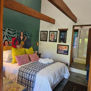 Small Double Bungalow with Shared Bathroom