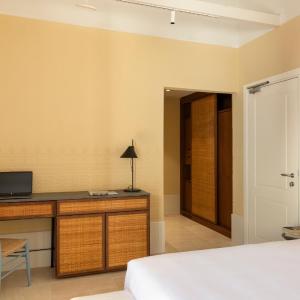 Prestige Room