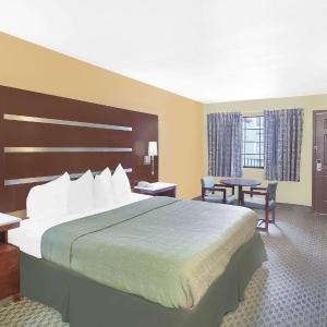 King Room - Non-Smoking