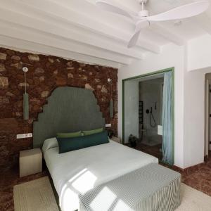 Deluxe Double Room with Balcony and Sea View