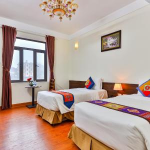 Superior Double or Twin Room with Mountain View