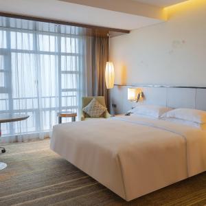 King Room - Mobility Accessible 