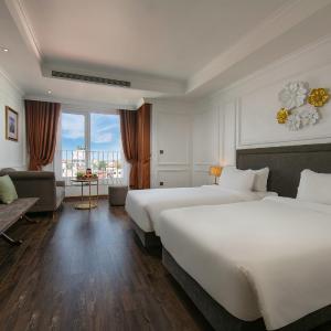 Executive Double or Twin Room with Balcony