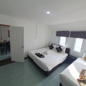 Comfort King Studio