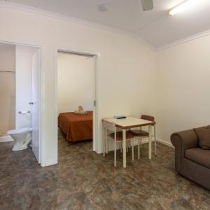 One-Bedroom Bungalow