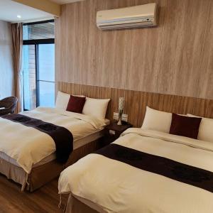 Quadruple Room with Balcony