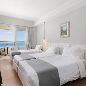 Superior Triple Room with Sea View