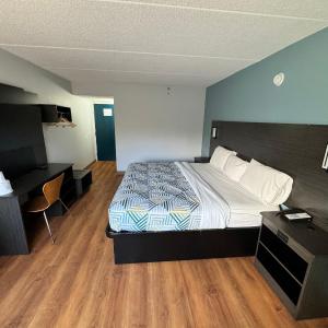 King Room - Non-Smoking