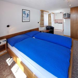 Junior Suite with Mountain View
