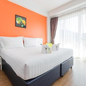 Deluxe Double or Twin Room with Balcony