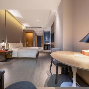 Jimu Double Room with Garden View 