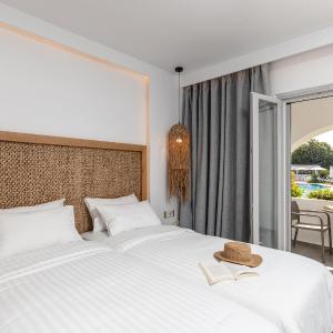 Deluxe Room with Garden view