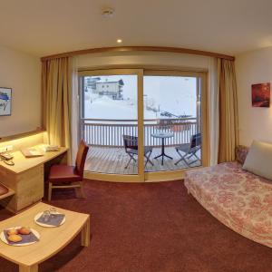 Junior Suite with Balcony