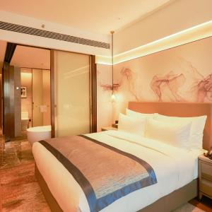 Executive King Room