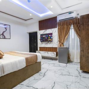 Single Room with Balcony