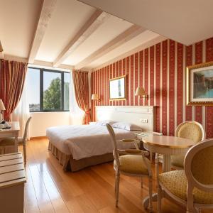 Deluxe Junior Suite