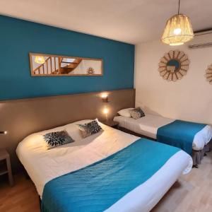 Mezzanine Room for 5 People