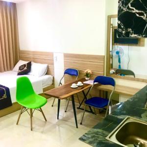 One-Bedroom Apartment