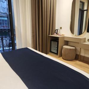 Standard Double or Twin Room with Balcony