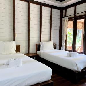Bungalow Twin Room with Air-condition 