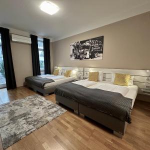 Loft One-Bedroom Apartment