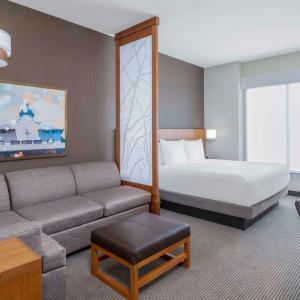 King Room with Sofa Bed - High Floor