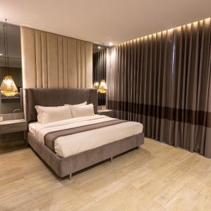 Junior Suite with Garden View