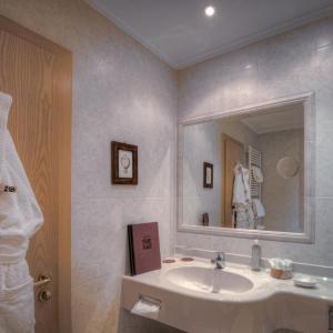 Basic Single Room