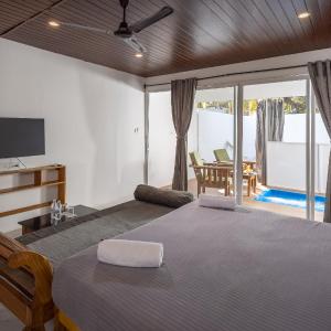 Superior King Room -  Complimentary bucket of beer (4 pint) per stay