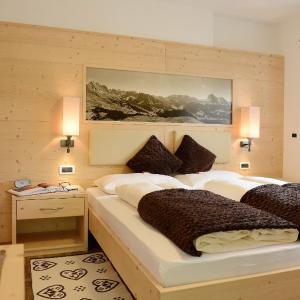 Two-Bedroom Apartment (4 Adults)
