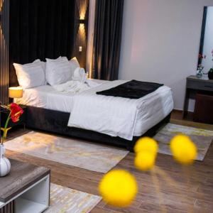 Suite with Balcony