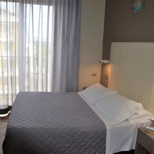 City side Economy Small Double Room with pool access