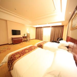 Sleepy Triple Room