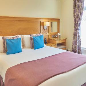 Double Room (1 Adult)