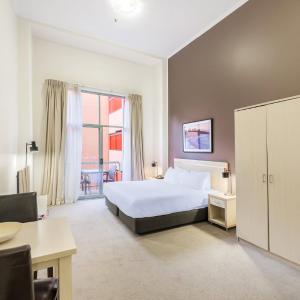 Studio - No Housekeeping