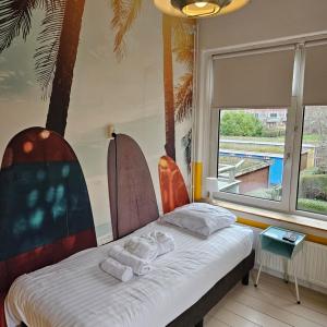 Standard Single Room with Shared Bathroom