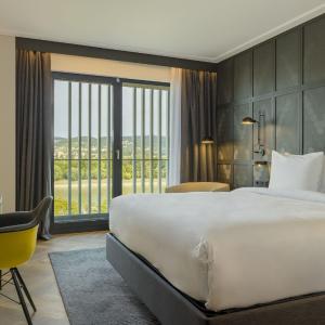 Superior, Guest room, 1 Doubles, River view, Balcony